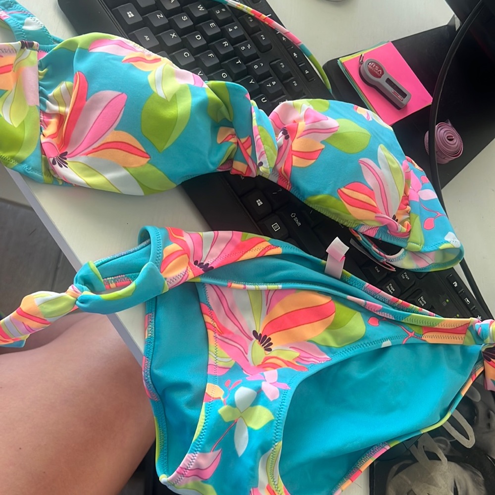 Vs Victoria’s Secret bikini Euc